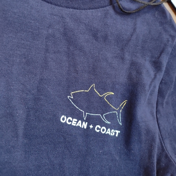 3/$20 nwt 2T ocean + coast t shirt fish graphic - Picture 3 of 5